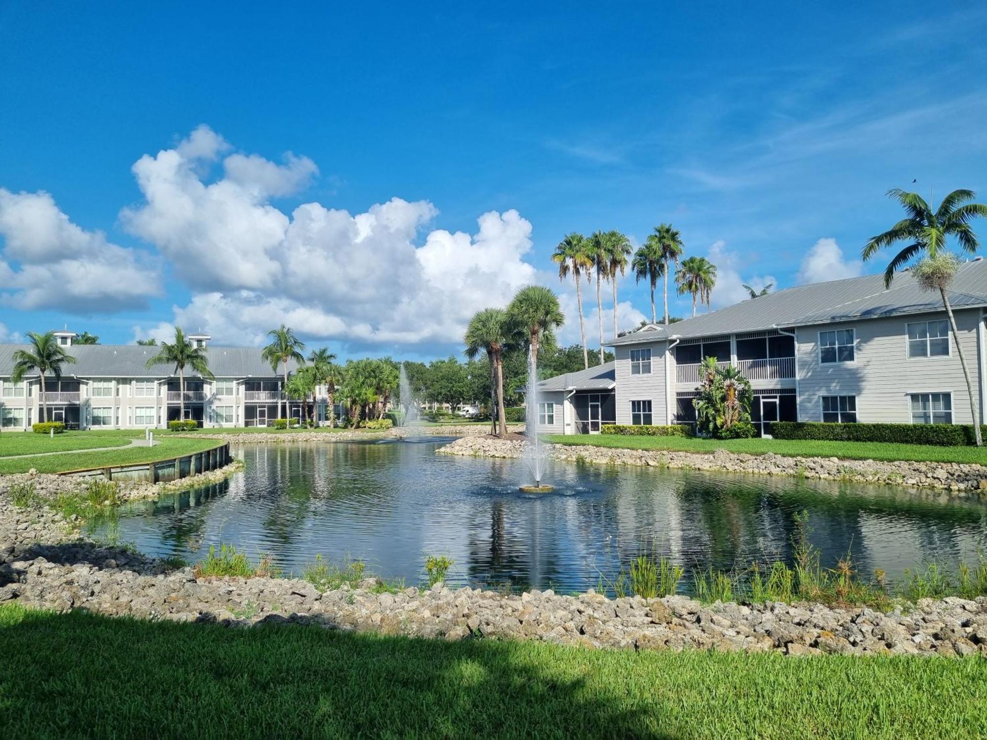 Stunning 2-Bedroom Plus Den Condo In Greenlinks Resort North North Naples المظهر الخارجي الصورة